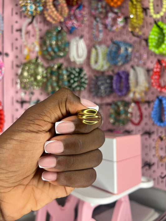 Money loop ring